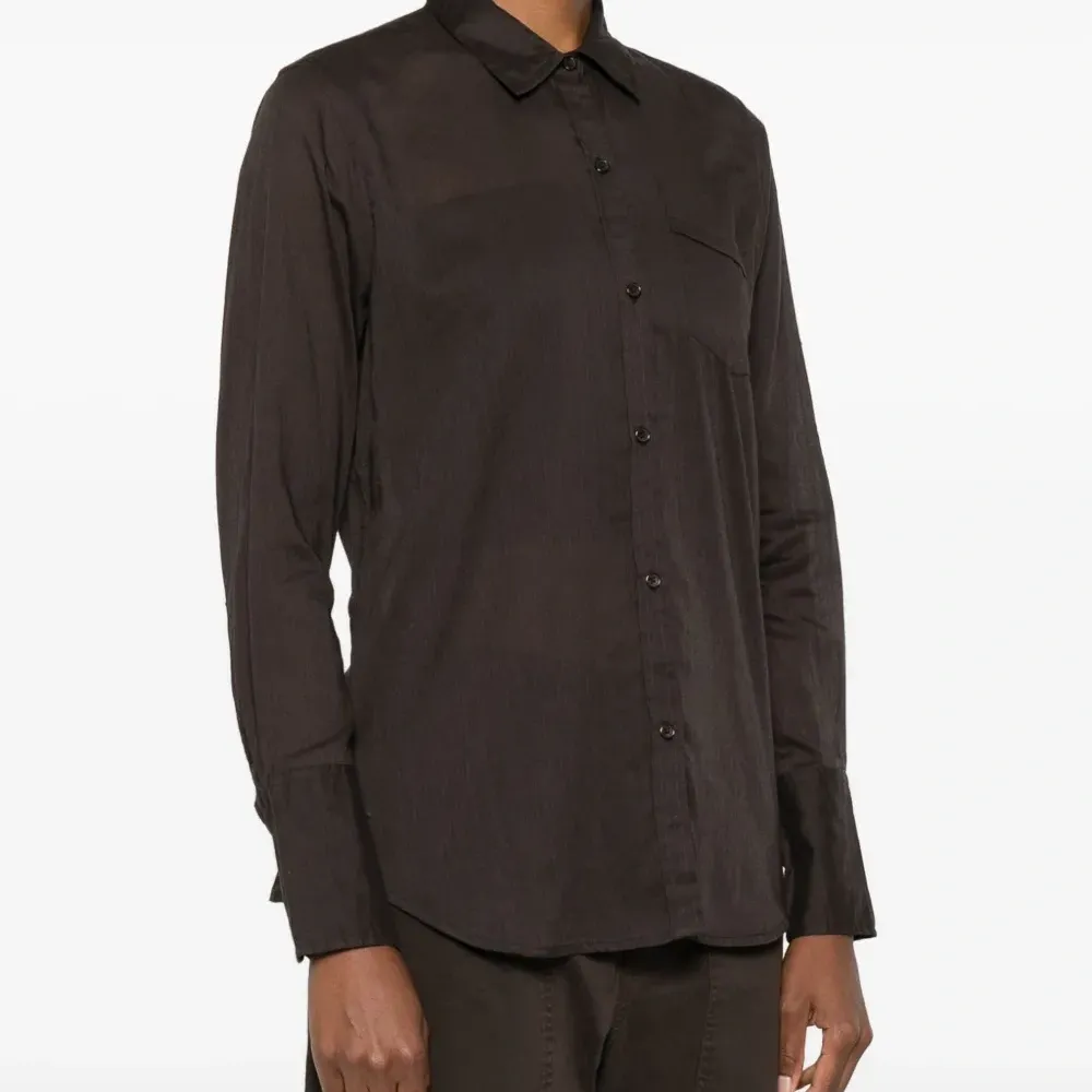 Рубашка на пуговицах