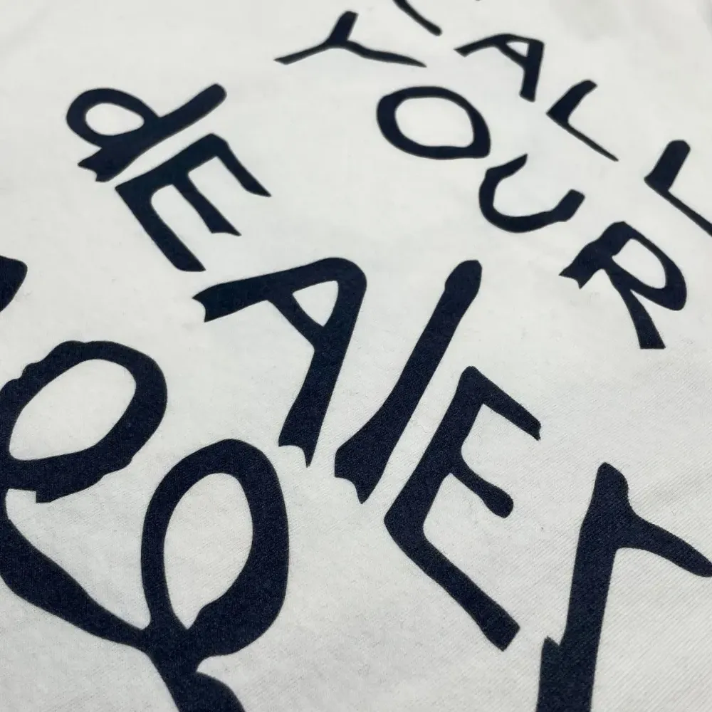 Топ с графичным принтом