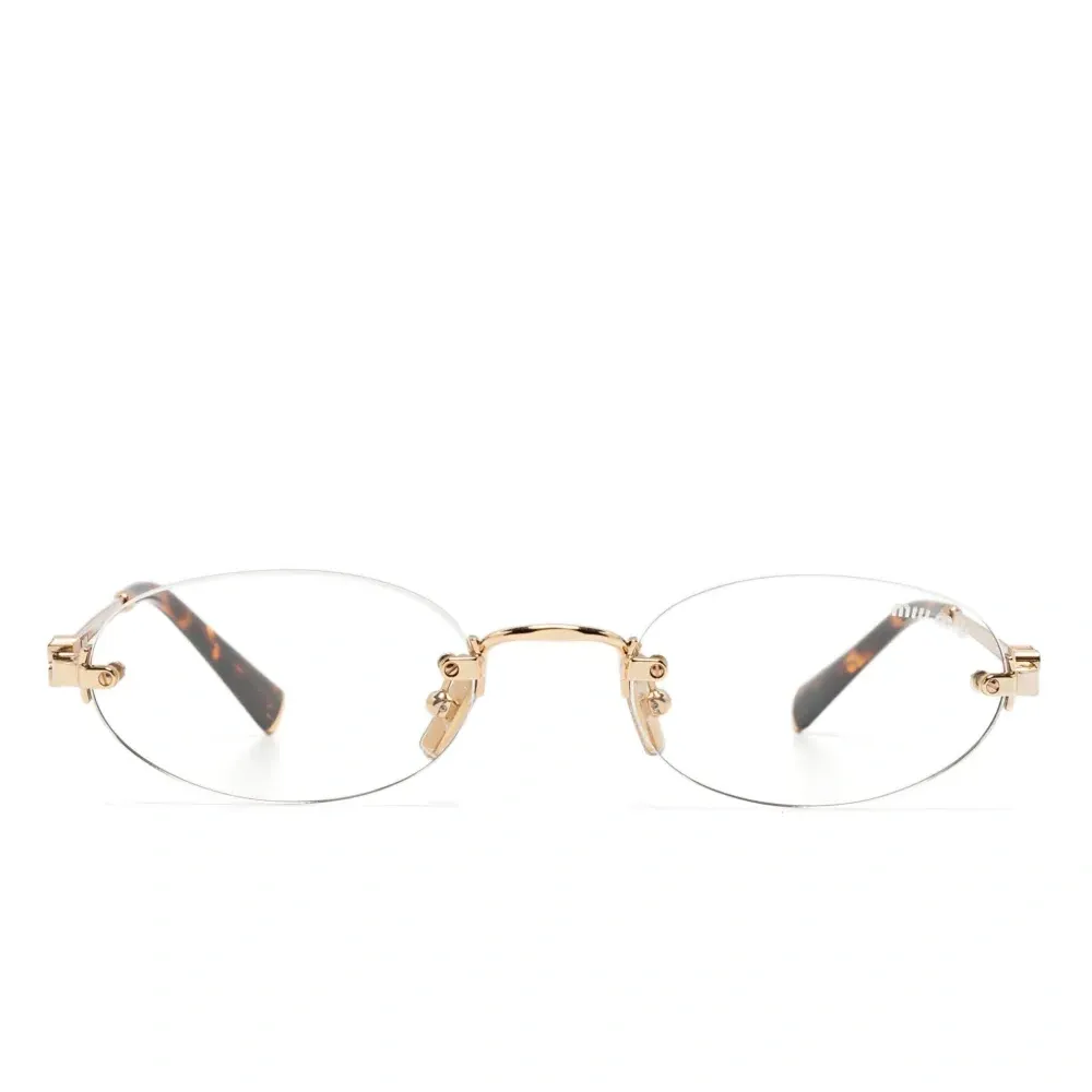 Очки в безободковой оправе