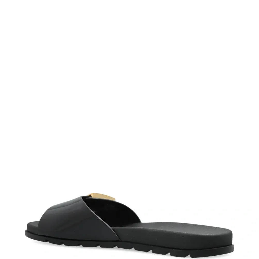 Шлепанцы с логотипом