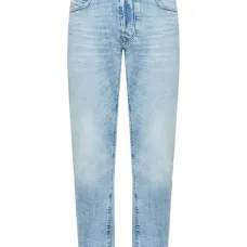 Прямые джинсы с эффектом потертости