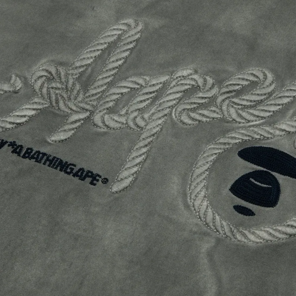 футболка с графичным принтом