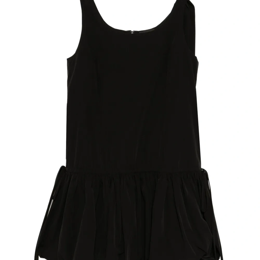 платье со сборками