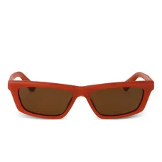 Солнцезащитные очки в прямоугольной оправе