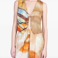 Топ с графичным принтом