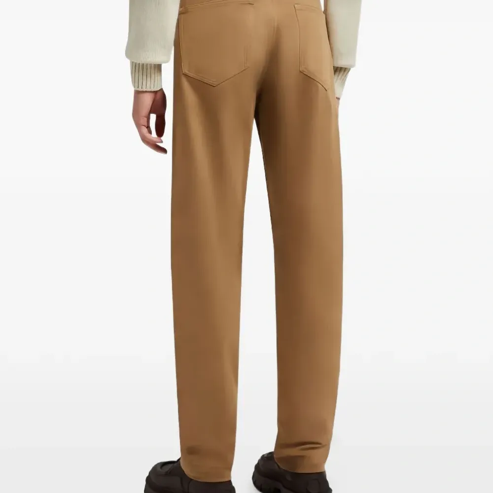 Брюки с карманами