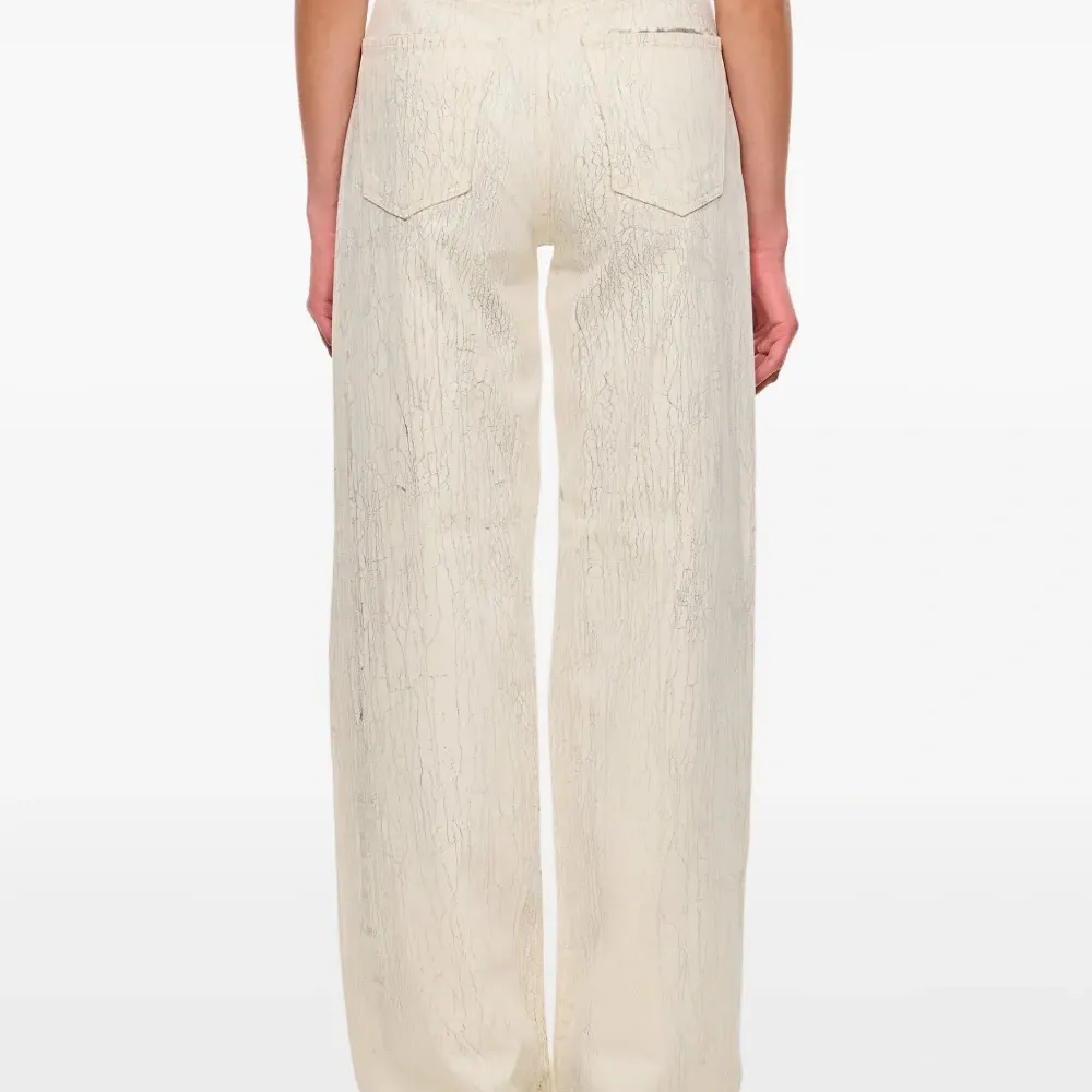 джинсы с эффектом кракле