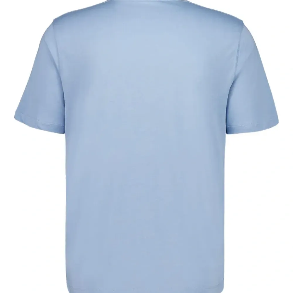 Футболка с короткими рукавами