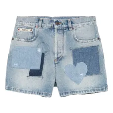Короткие джинсовые шорты в технике пэчворк Короткие джинсовые шорты в технике пэчворк