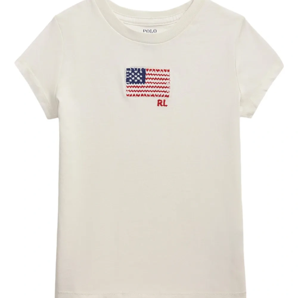 футболка с аппликацией