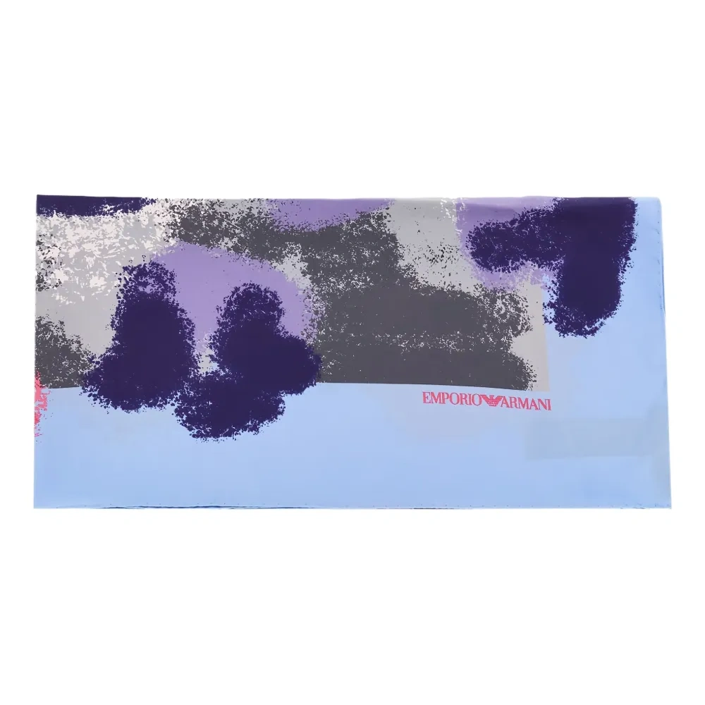 Платок с абстрактным принтом