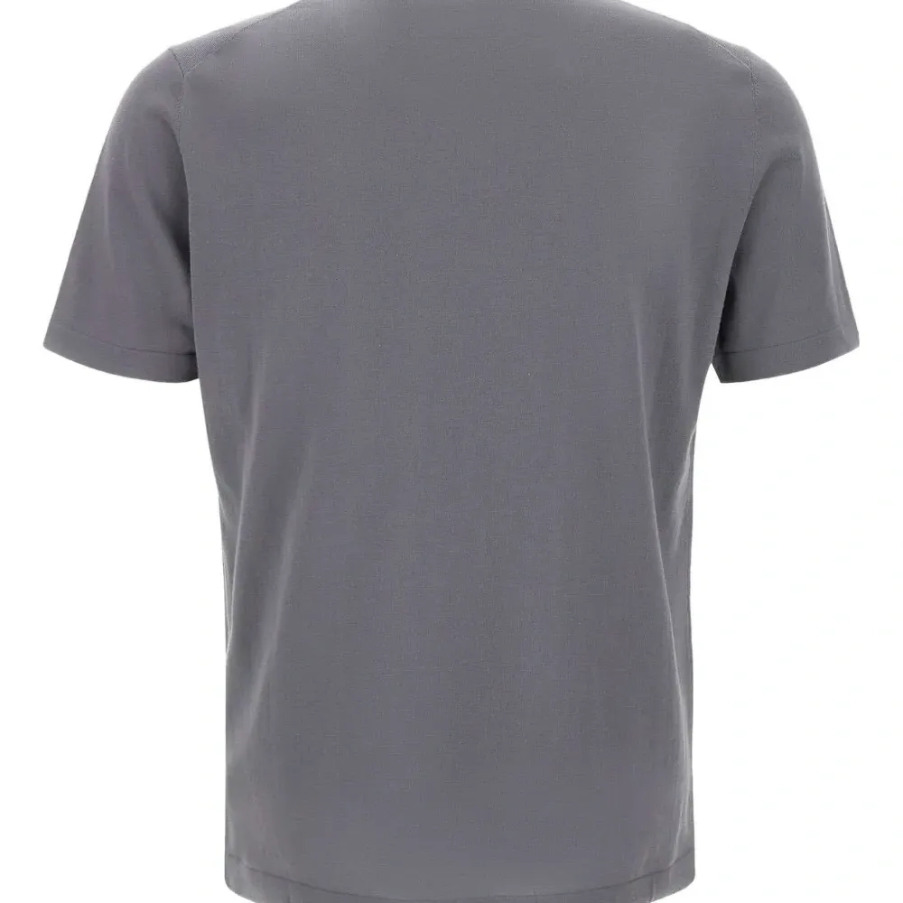 Футболка с круглым вырезом