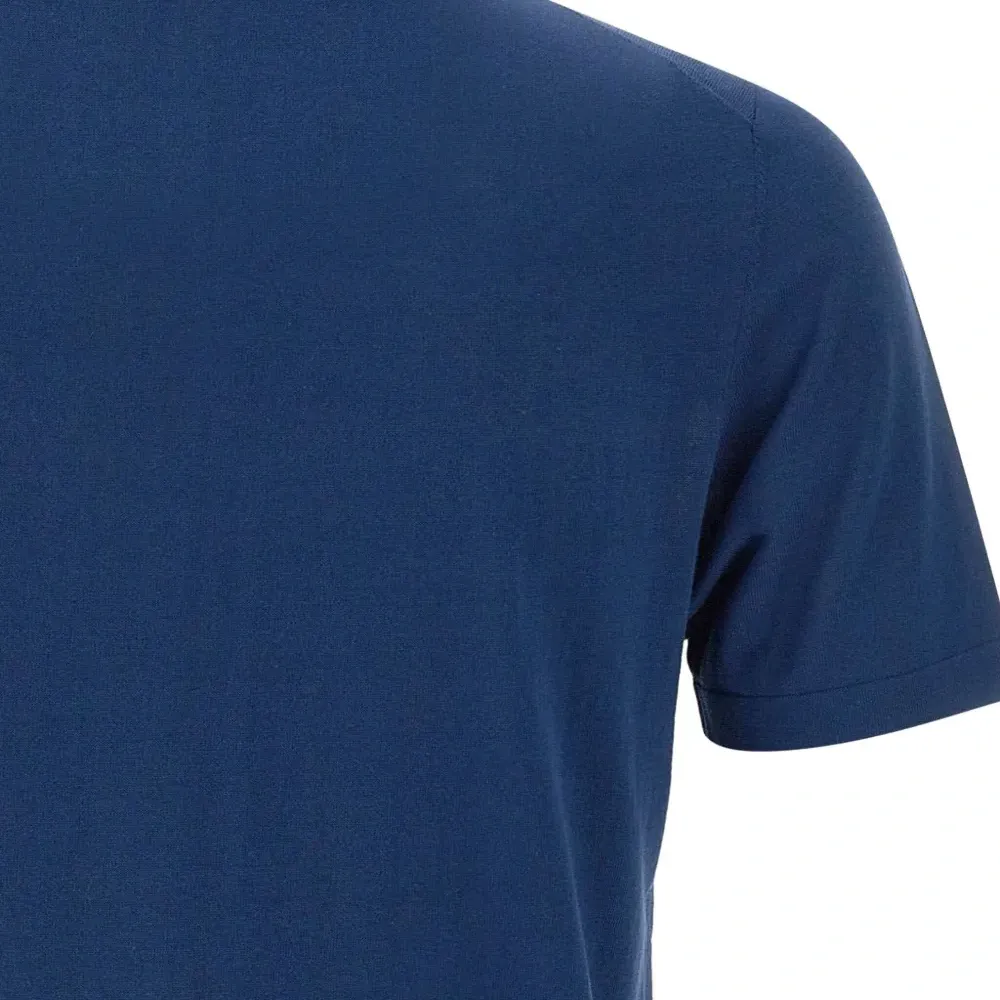 Футболка с круглым вырезом