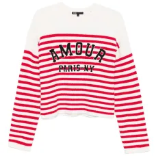 Полосатый свитер с вышивкой