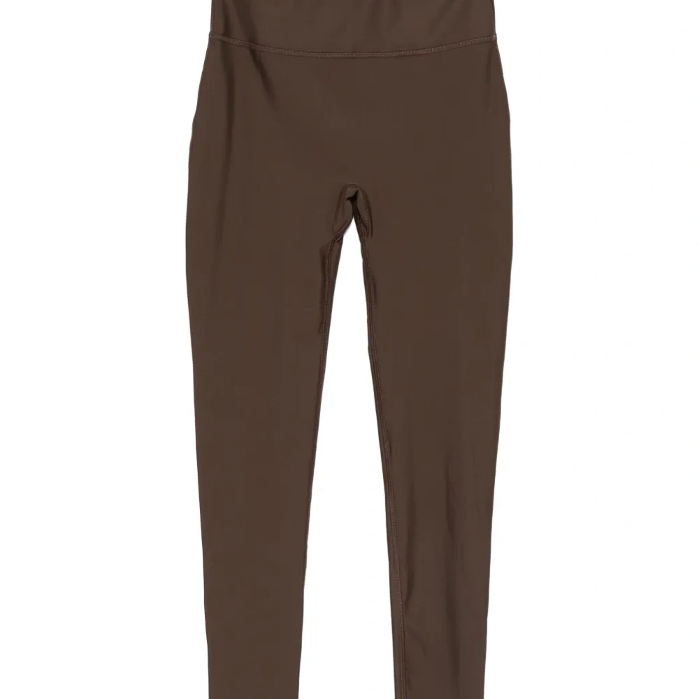 Легинсы с завышенной талией