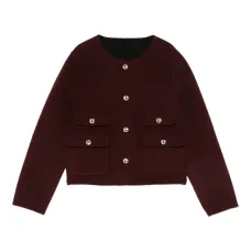 Укороченная куртка с карманами Укороченная куртка с карманами