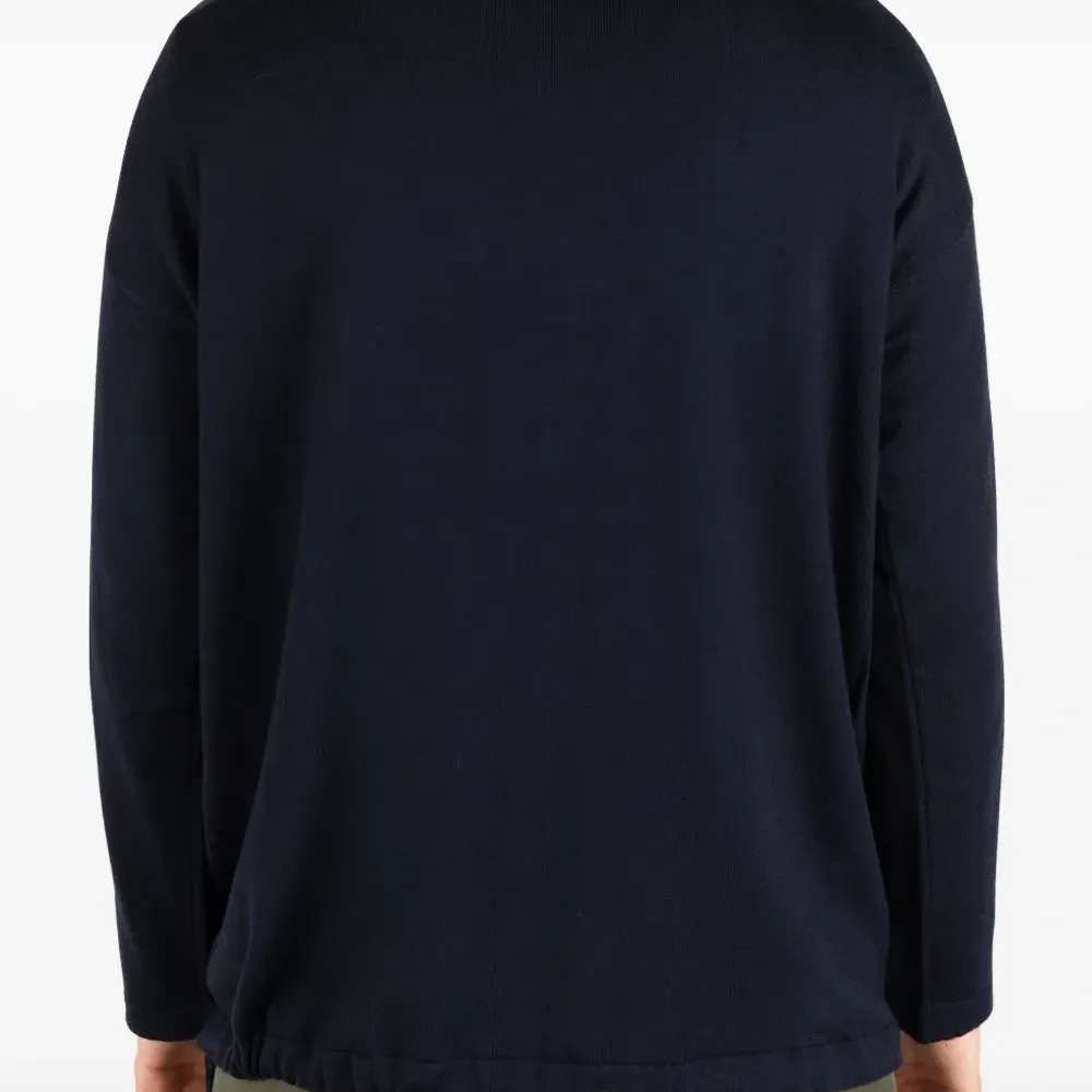 Толстовка с длинными рукавами