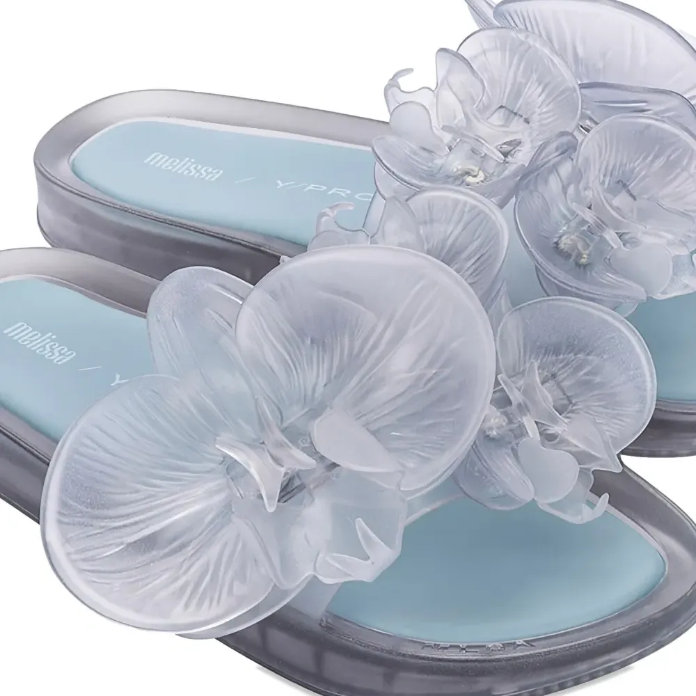 Сандалии с цветочным декором