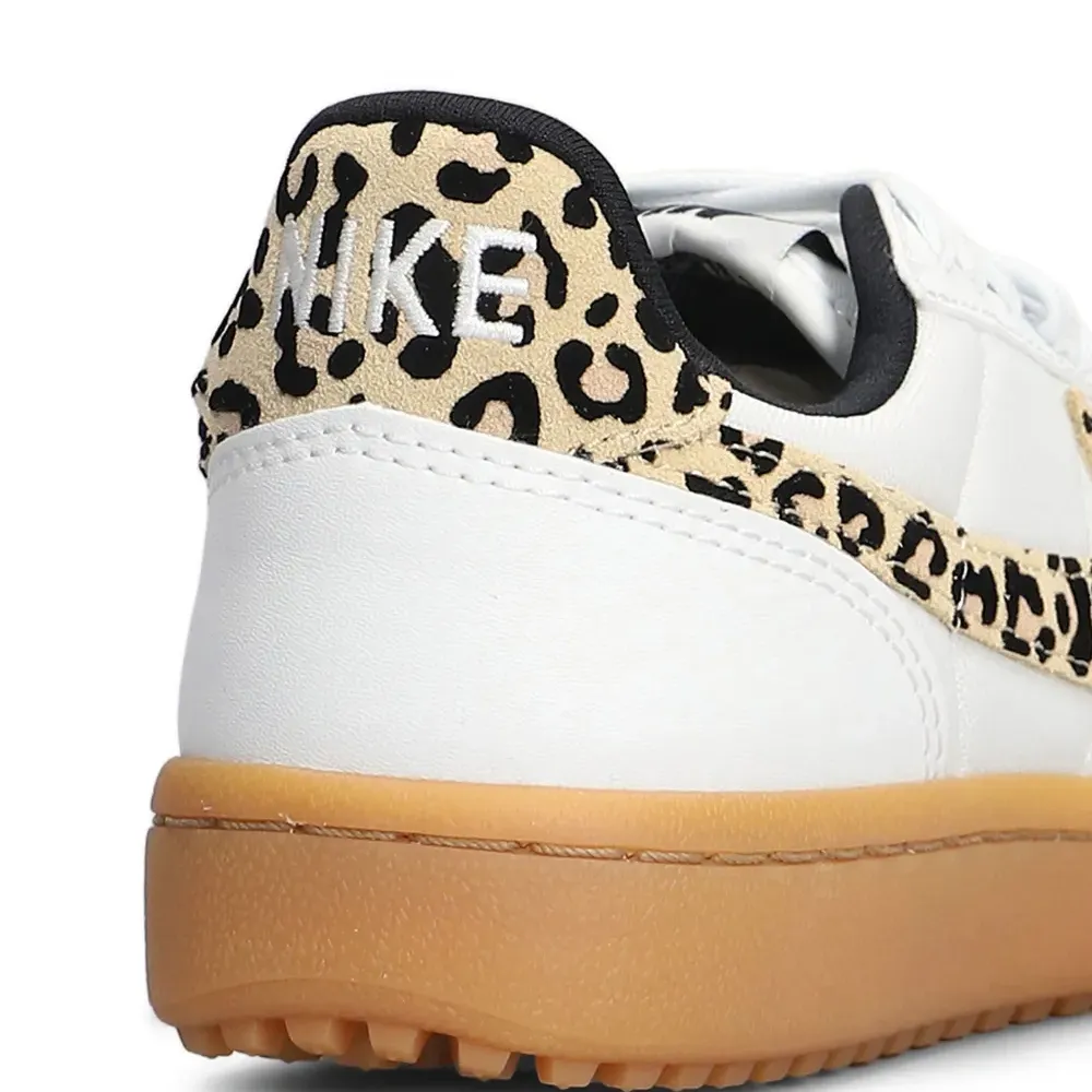 кроссовки Field General