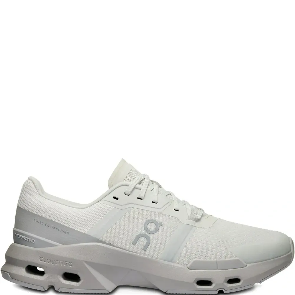 Кроссовки Cloudpulse