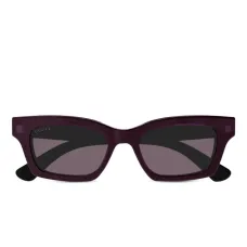 Солнцезащитные очки в прямоугольной оправе