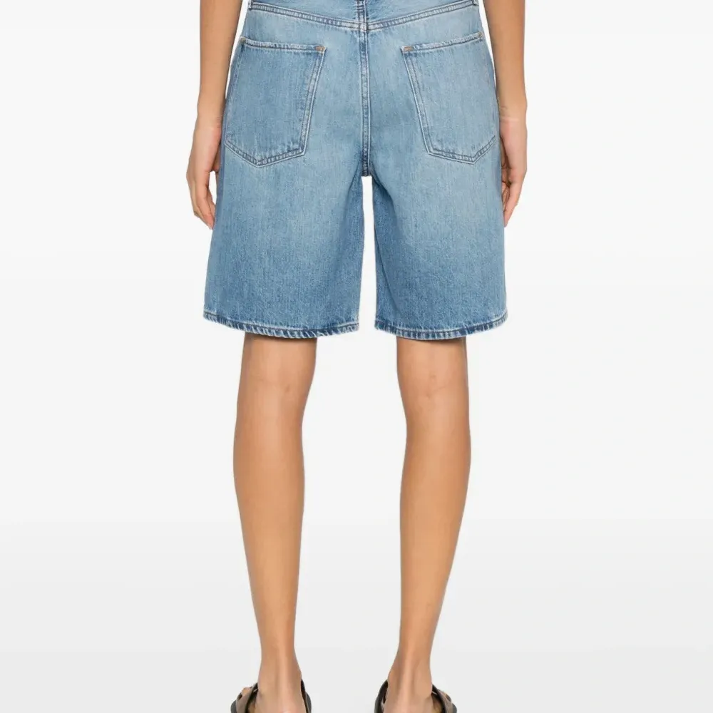 Джинсовые шорты Tommy с карманом Джинсовые шорты Tommy с карманом