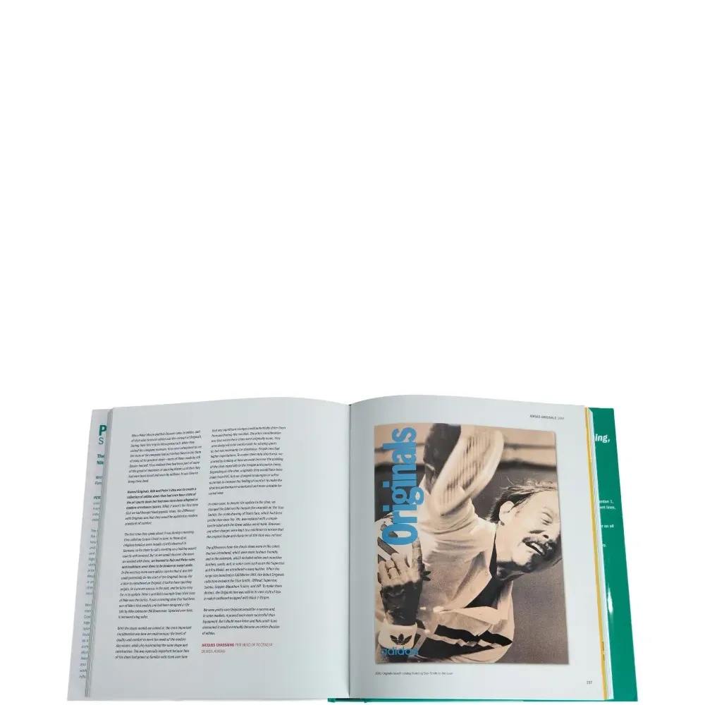 книга Sneaker Legend (27 x 24 см)