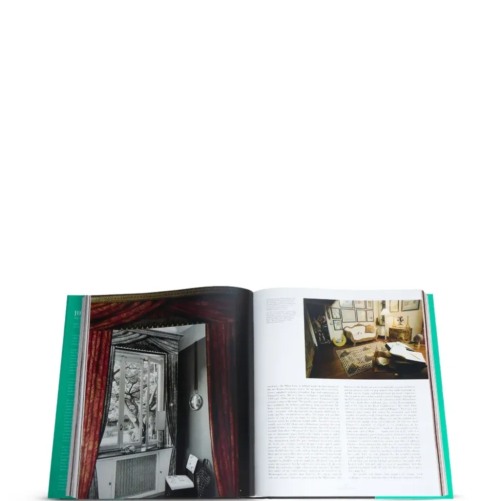 книга The Complete Universe (36 x 29 см)