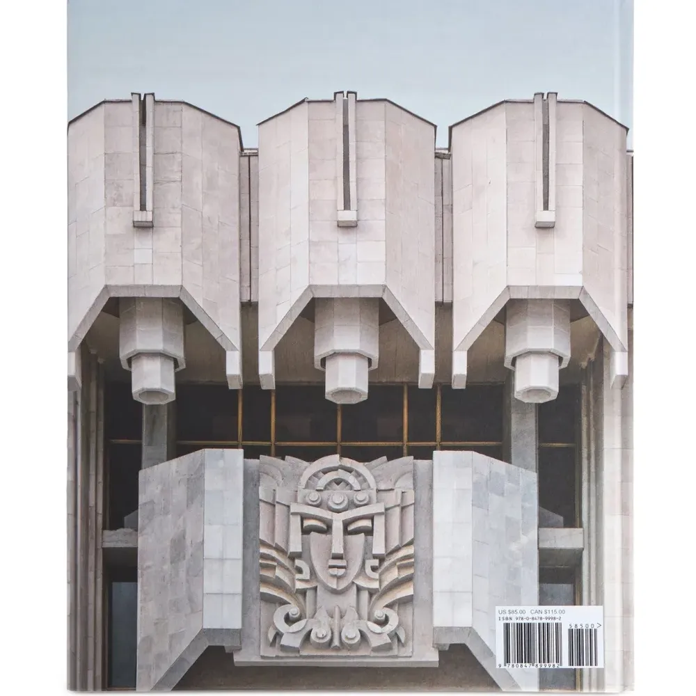 книга A Modernist Capital (36 x 27 см)