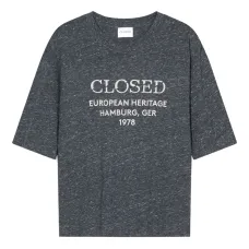 Футболка с логотипом