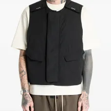 Стеганый жилет