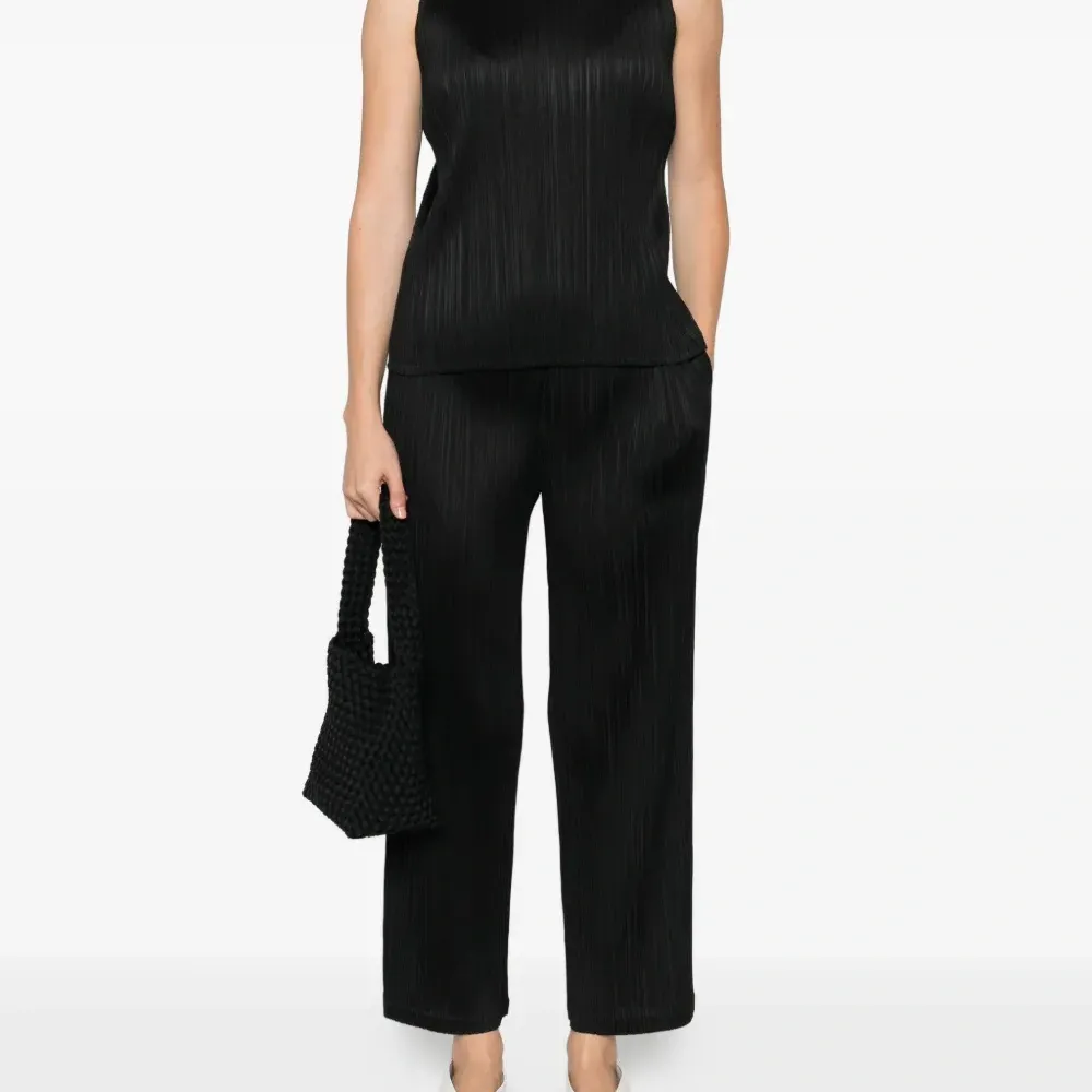 Майка без рукавов