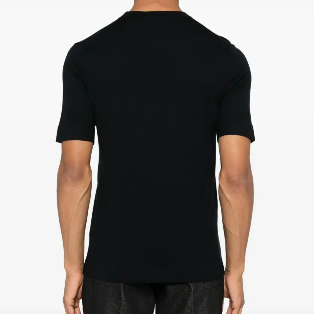 Футболка тонкой вязки