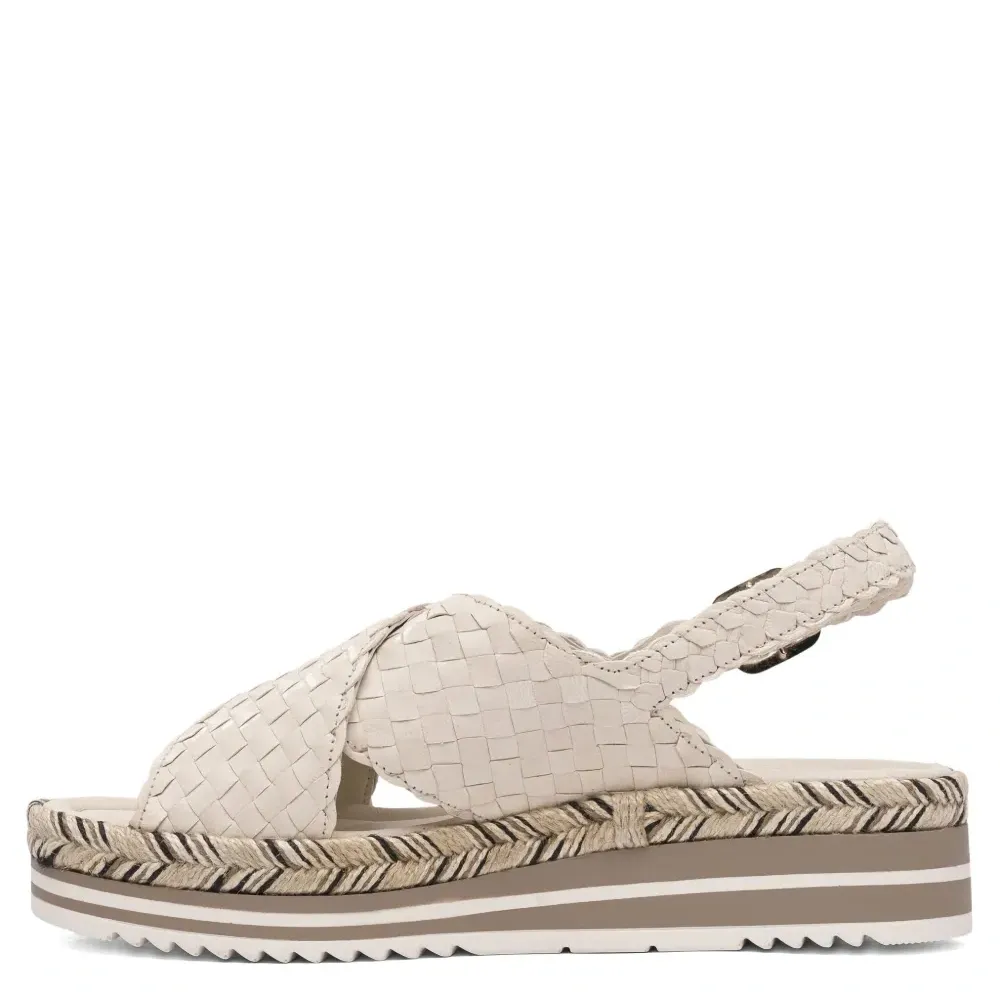 сандалии с плетеными ремешками