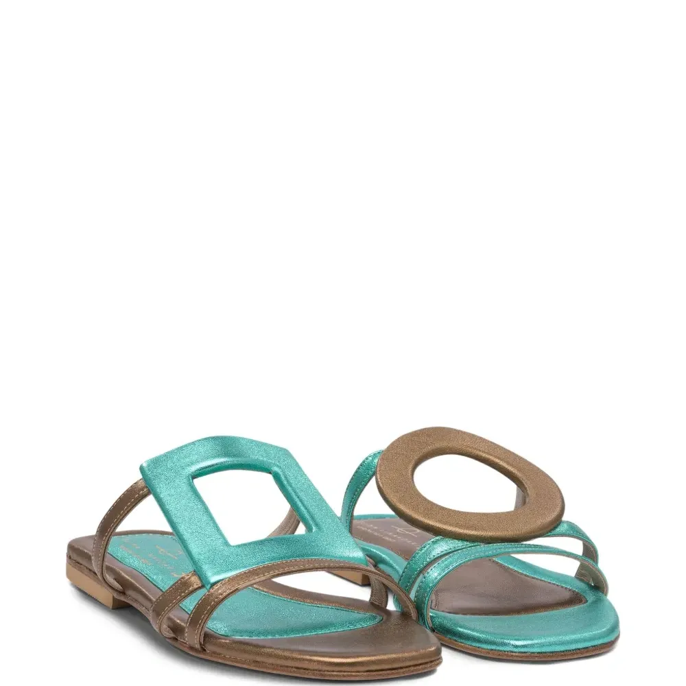 сандалии с эффектом металлик и пряжками сандалии с эффектом металлик и пряжками