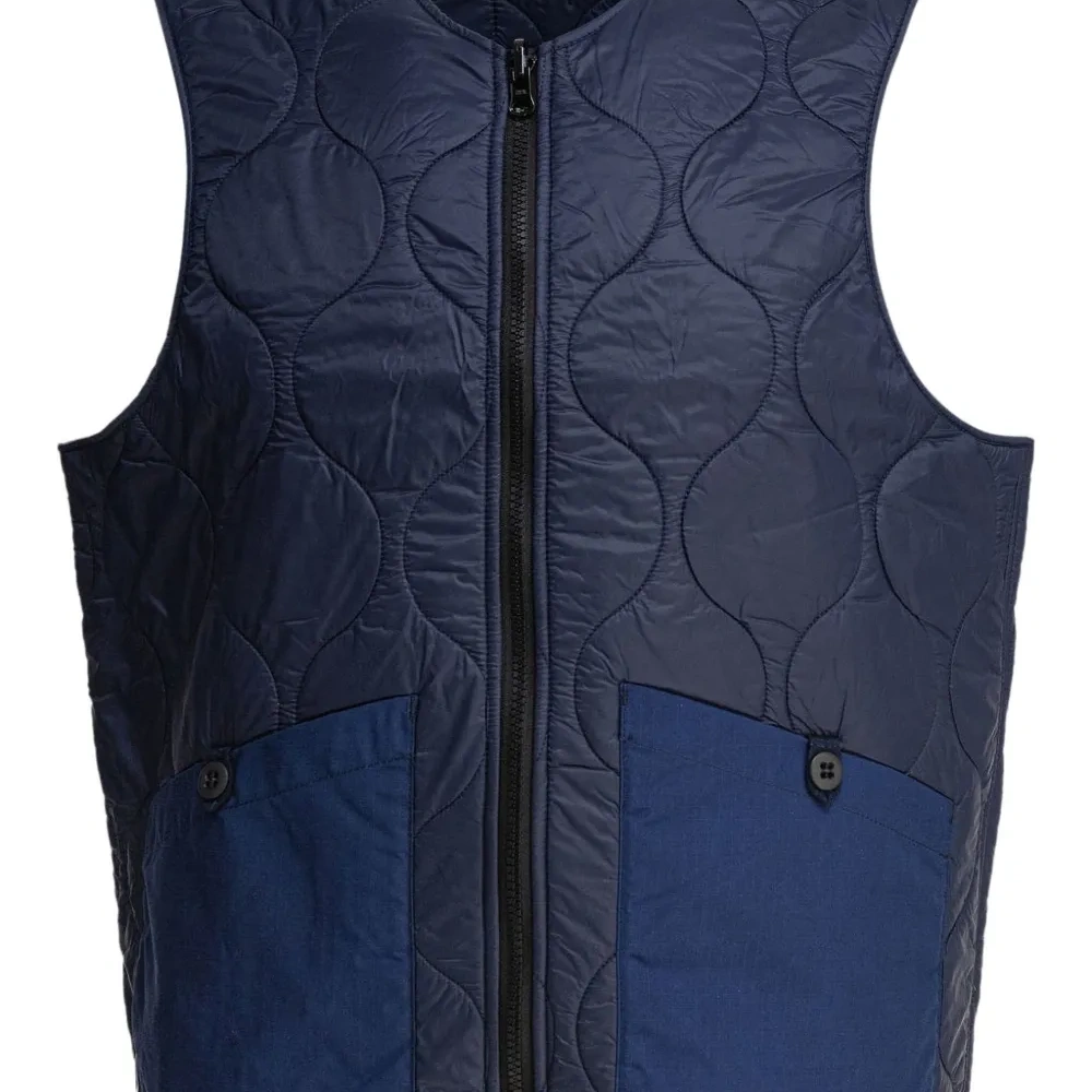 Стеганый жилет