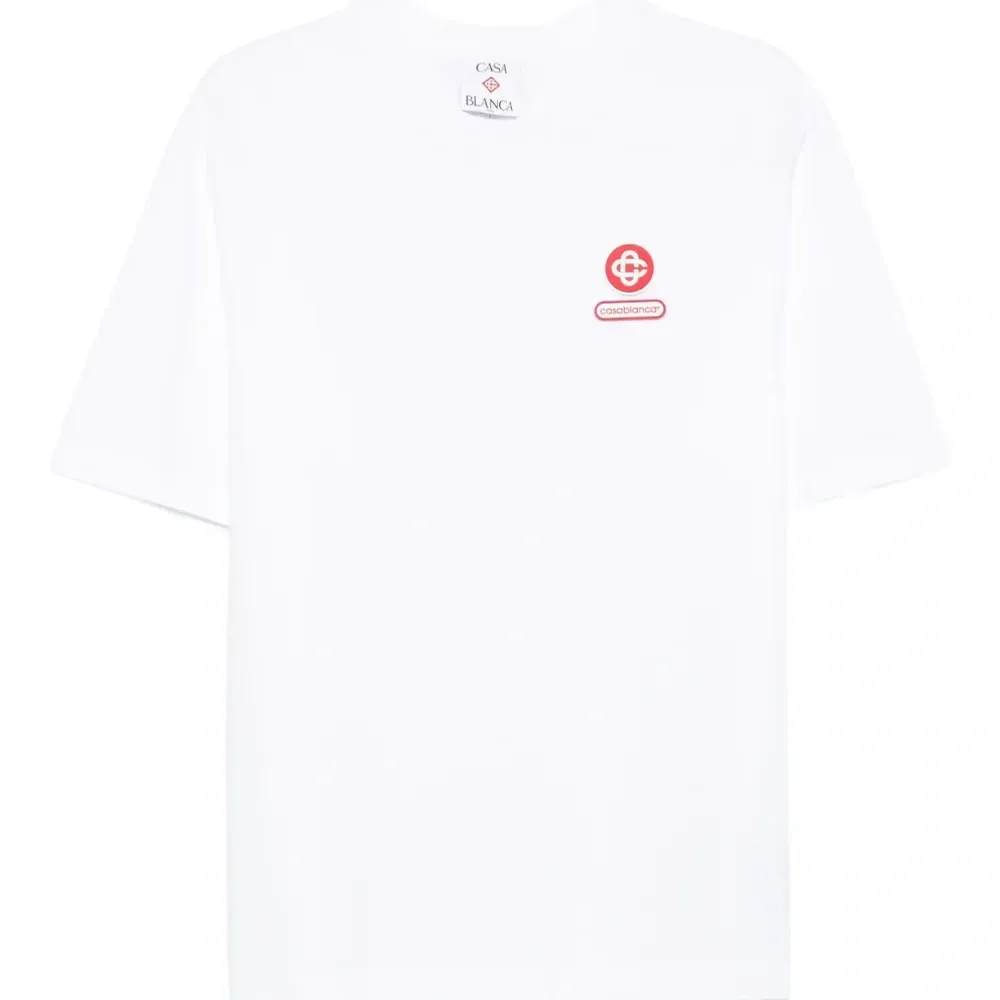 Футболка с нашивкой-логотипом