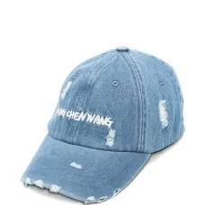 Бейсболка из потертого денима