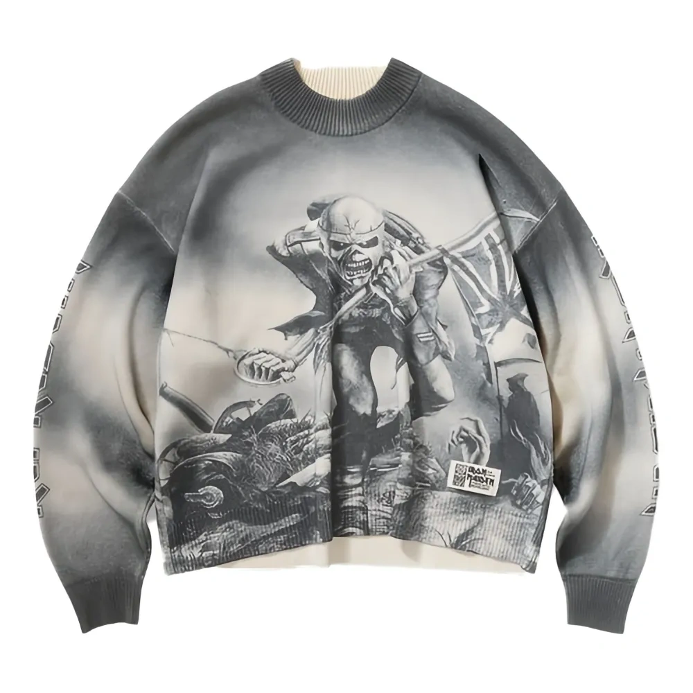 свитер с круглым вырезом и графичным принтом