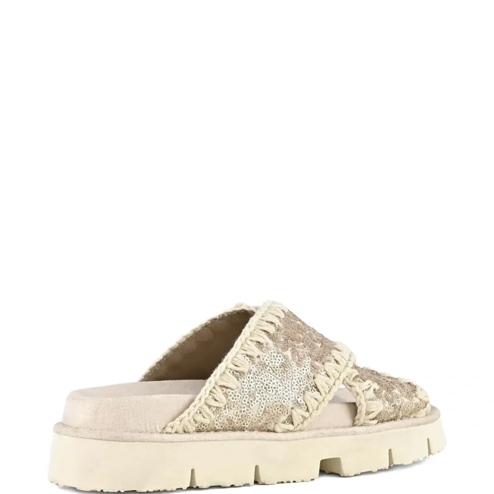 сандалии с перекрестными ремешками