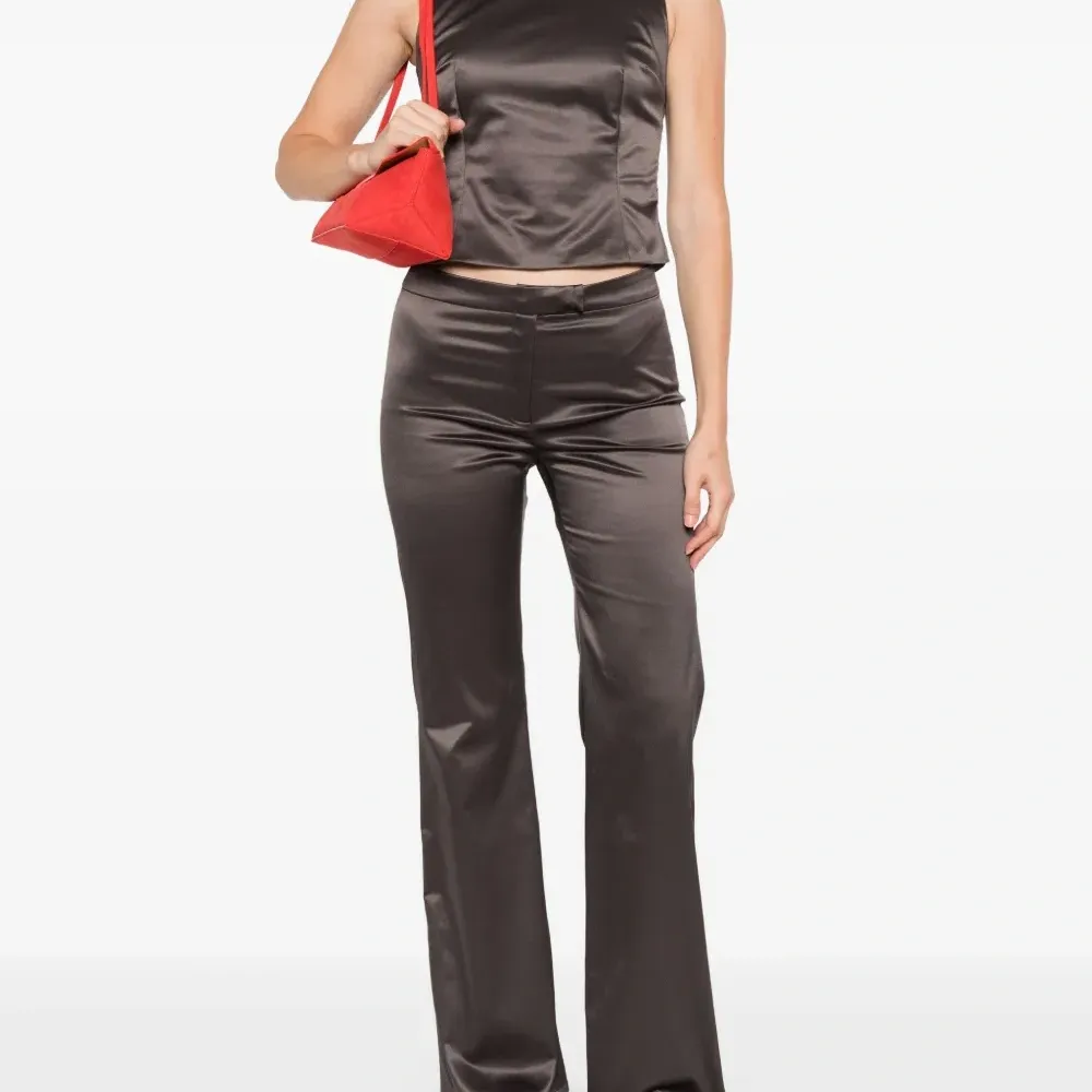 Атласная майка Nori