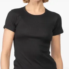 Футболка с круглым вырезом и рубчатой отделкой Футболка с круглым вырезом и рубчатой отделкой