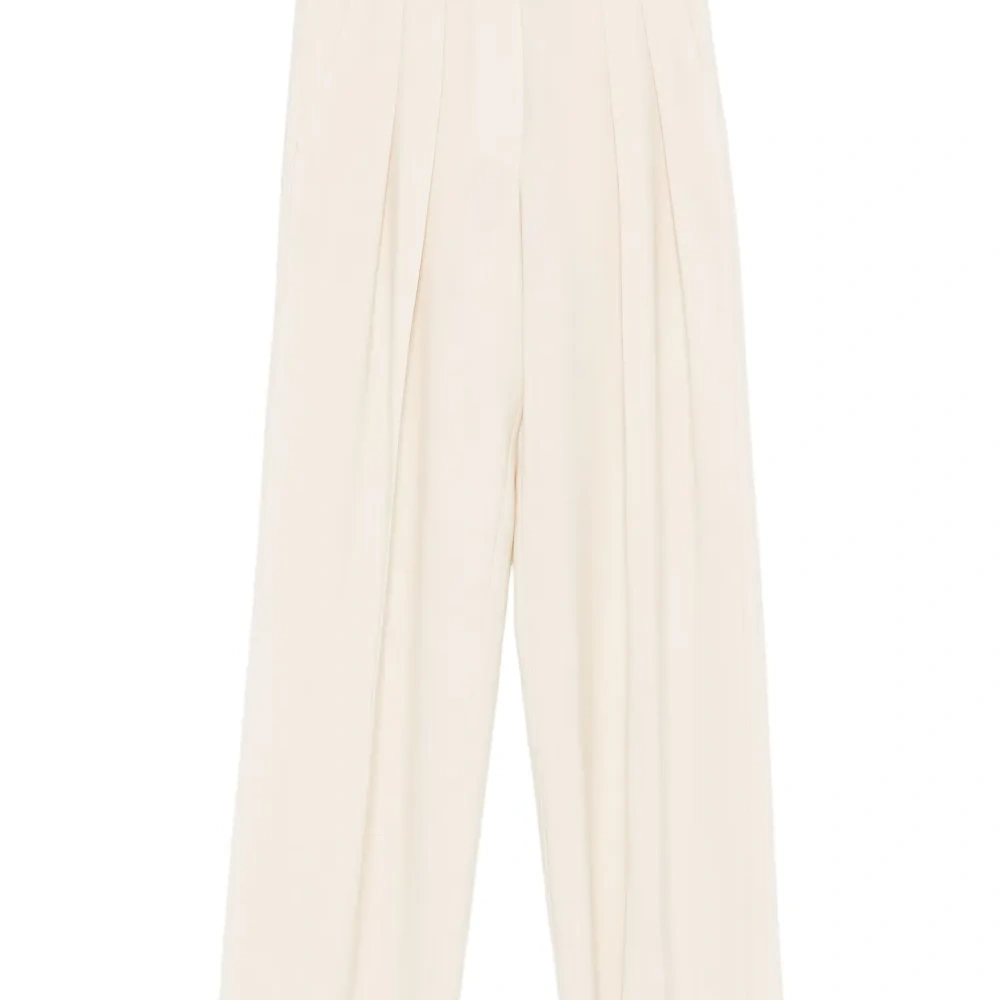 Широкие брюки со складками