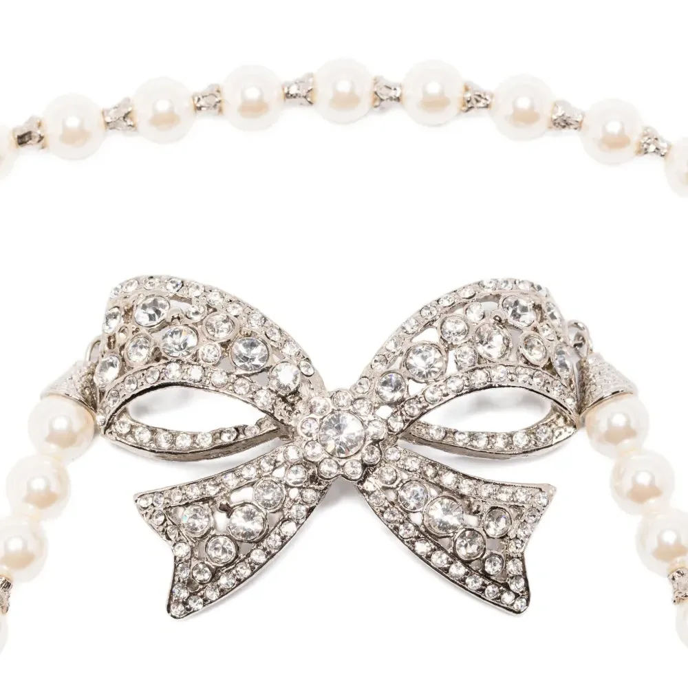 Колье с подвеской