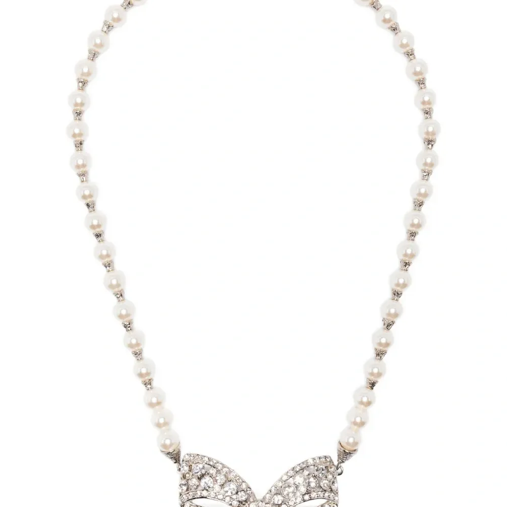 Колье с подвеской