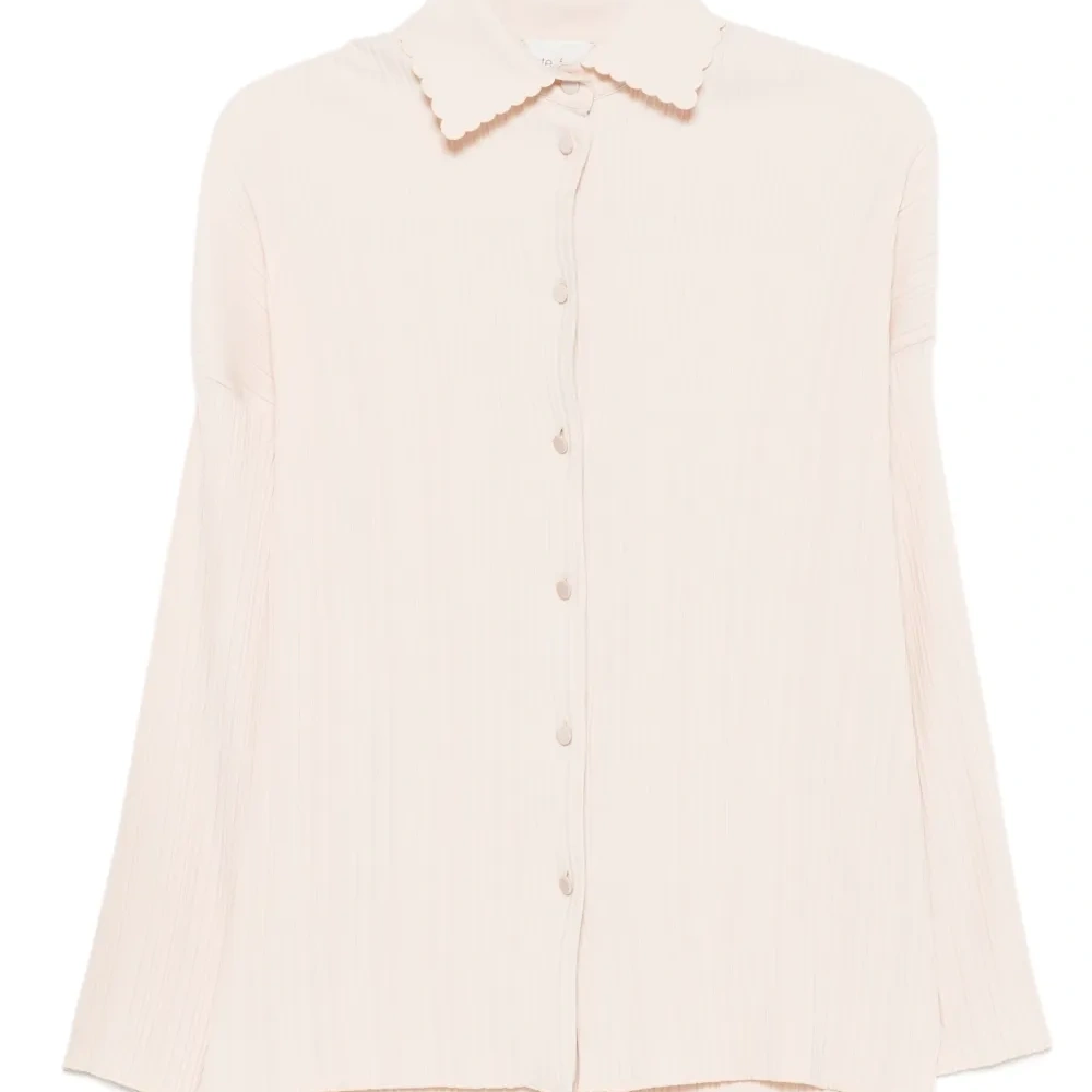 Рубашка с фестонами и складками