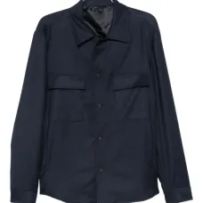 Рубашка на пуговицах с двумя карманами