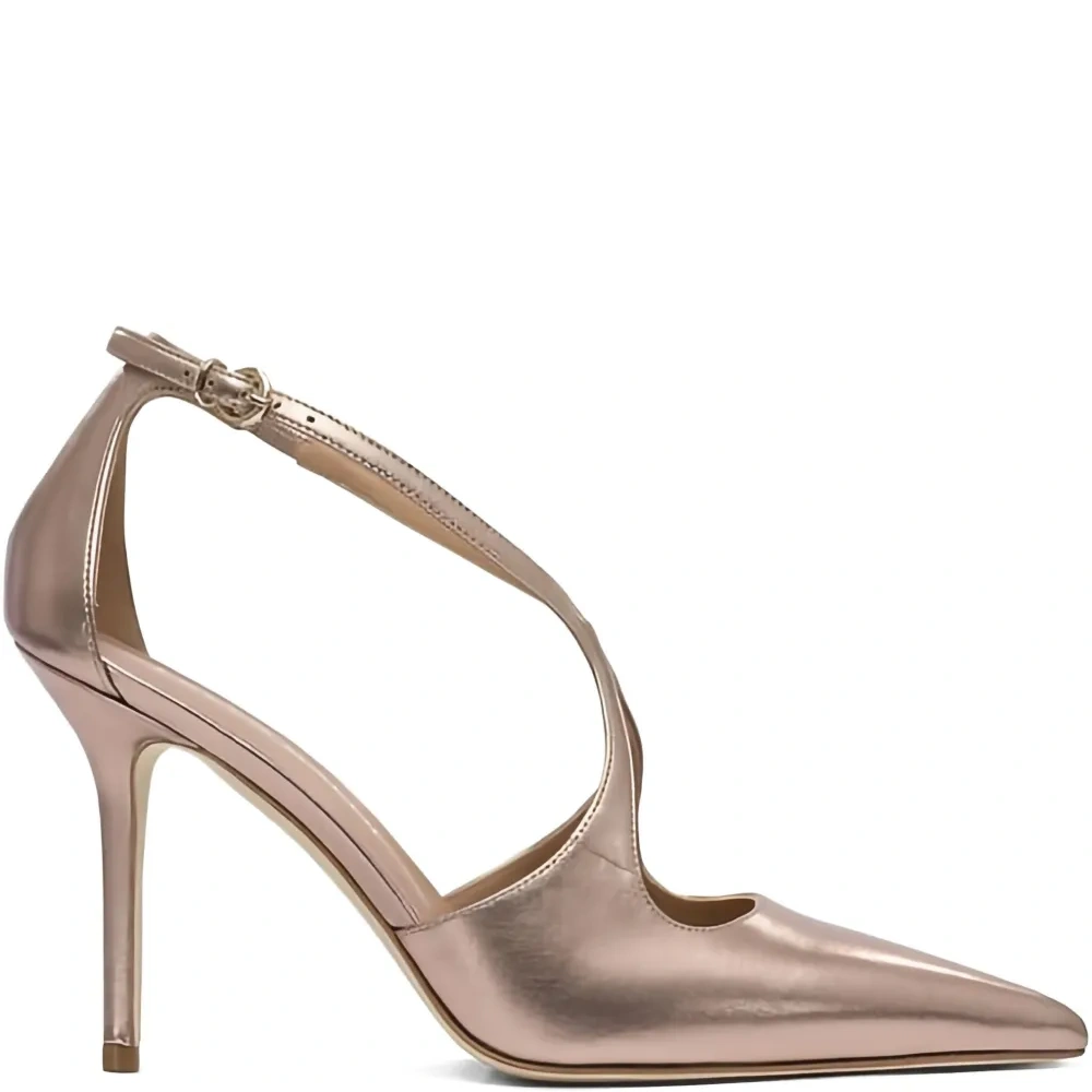 Туфли с ремешком на щиколотке и заостренным носком