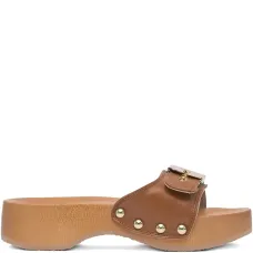 Босоножки с заклепками