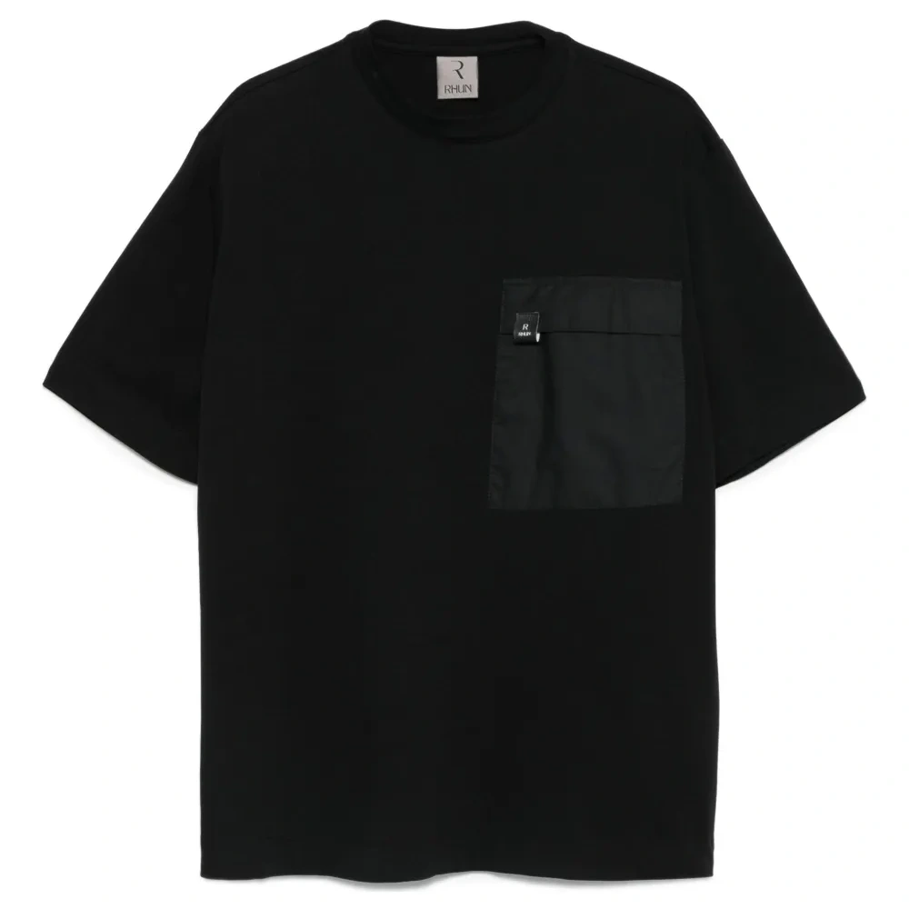 футболка с накладным карманом